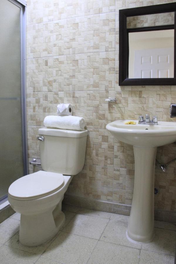 Doral Hotel 2*